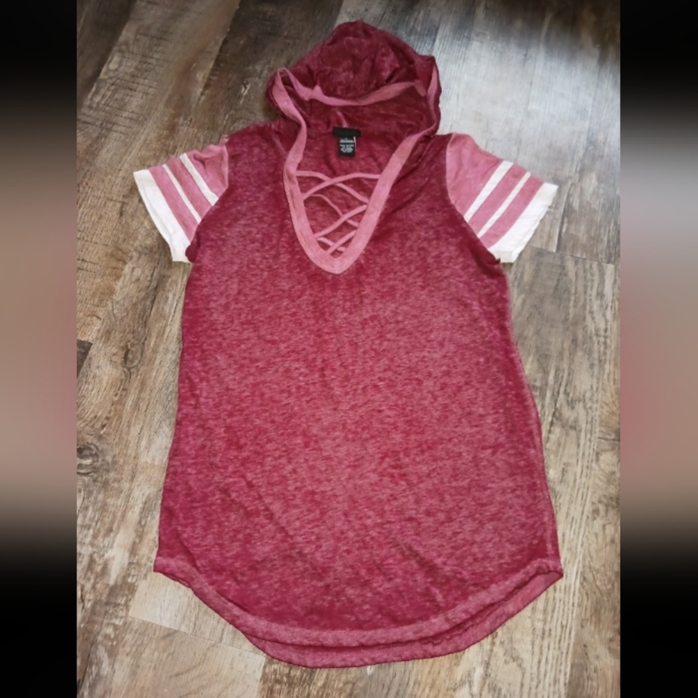 💥3 for $12💥 Criss cross top